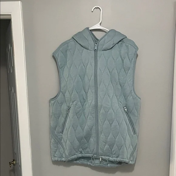 NWOT Free People Movement Dream Big Quilted Vest - Picture 3 of 8